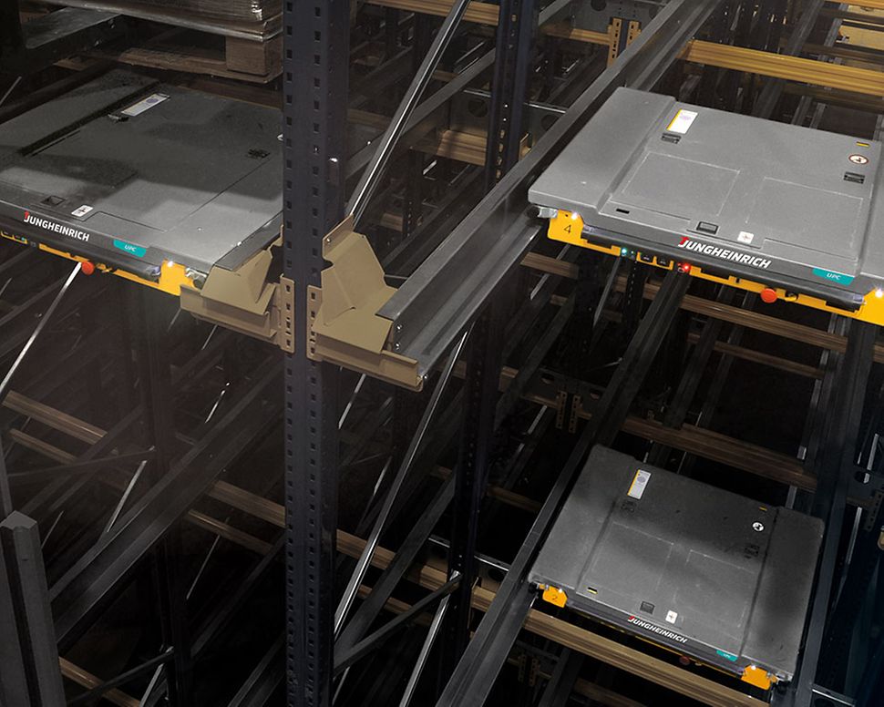 Stage 货架穿梭车