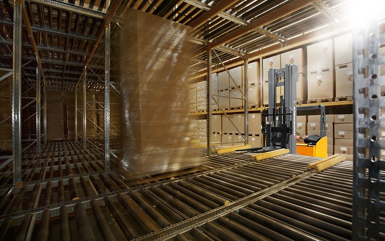 Stage通过式货架