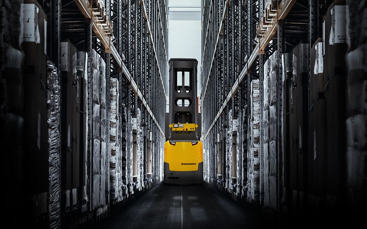 Stage 自动互高货架叉车